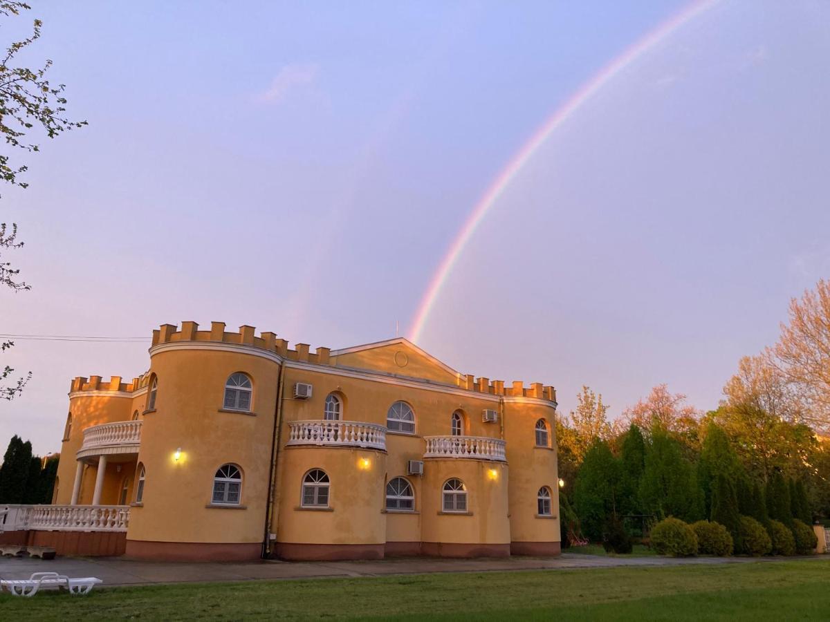 Kastely Panzio Otel Hajdúszoboszló Dış mekan fotoğraf