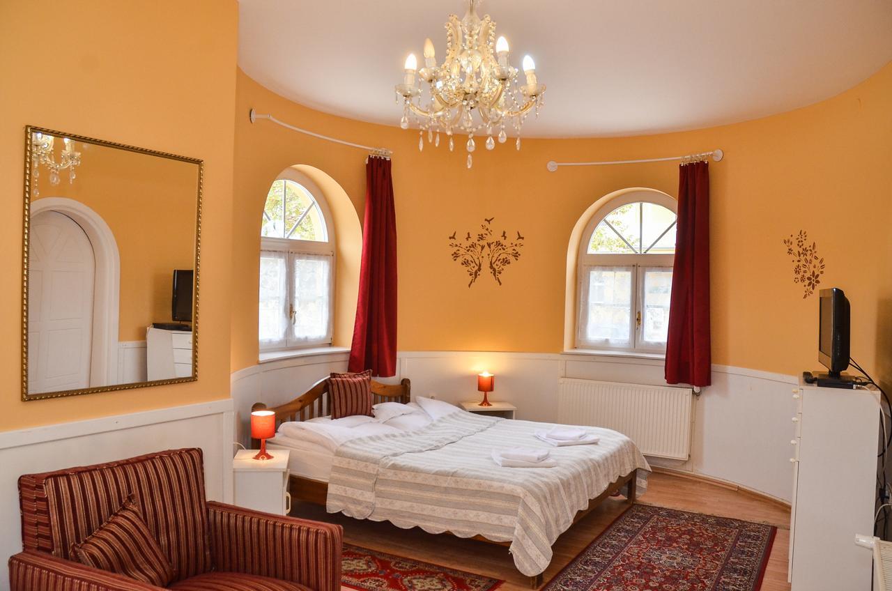 Kastely Panzio Otel Hajdúszoboszló Dış mekan fotoğraf