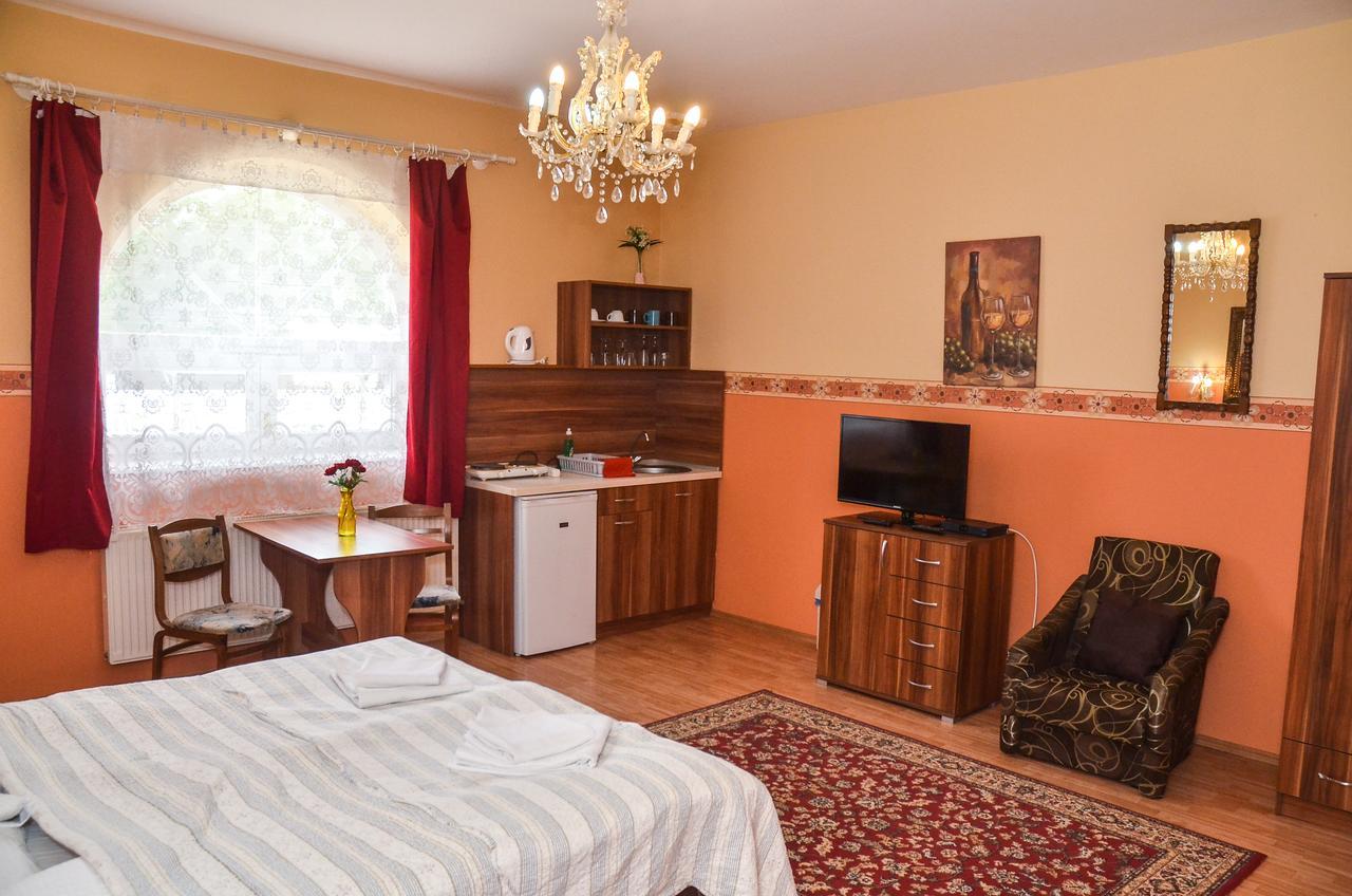 Kastely Panzio Otel Hajdúszoboszló Dış mekan fotoğraf