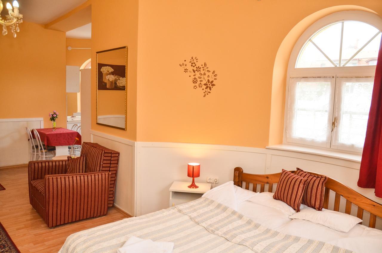 Kastely Panzio Otel Hajdúszoboszló Dış mekan fotoğraf
