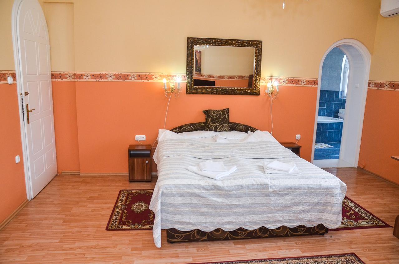 Kastely Panzio Otel Hajdúszoboszló Dış mekan fotoğraf