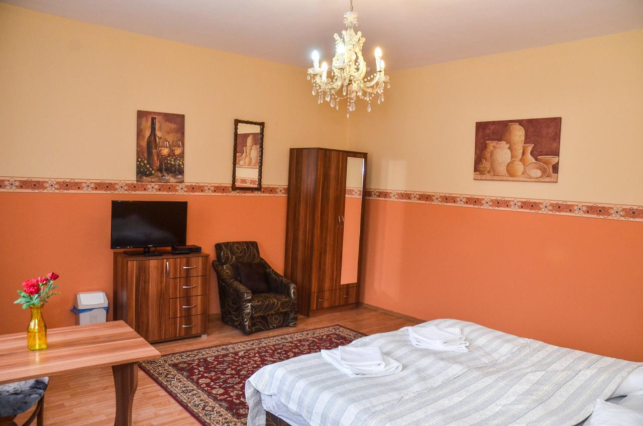 Kastely Panzio Otel Hajdúszoboszló Dış mekan fotoğraf
