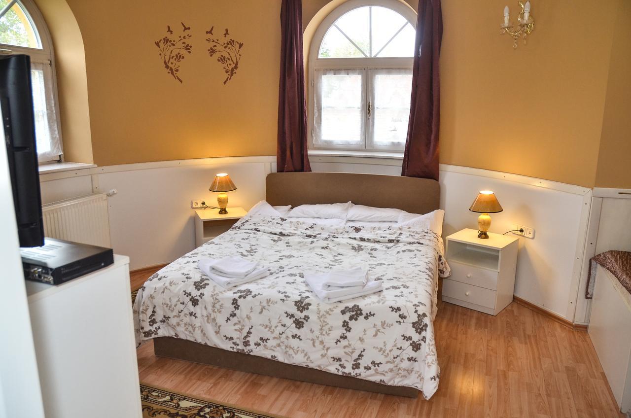 Kastely Panzio Otel Hajdúszoboszló Dış mekan fotoğraf